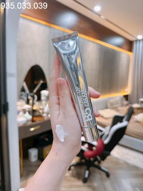 dermaxilic-b5-tone-up-cream-review-chi-tiet-su-that-he-lo